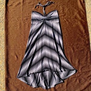 Patagonia size M spaghetti strap halter dress with black and grey “V” pattern.